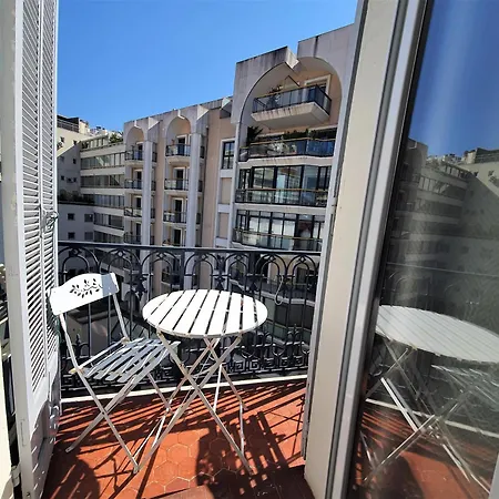 Apartament Carre D'or Duplex, By Welcome To *