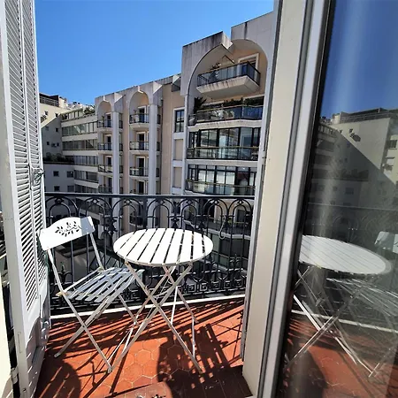 Carre D'or Duplex, By Welcome To Apartment